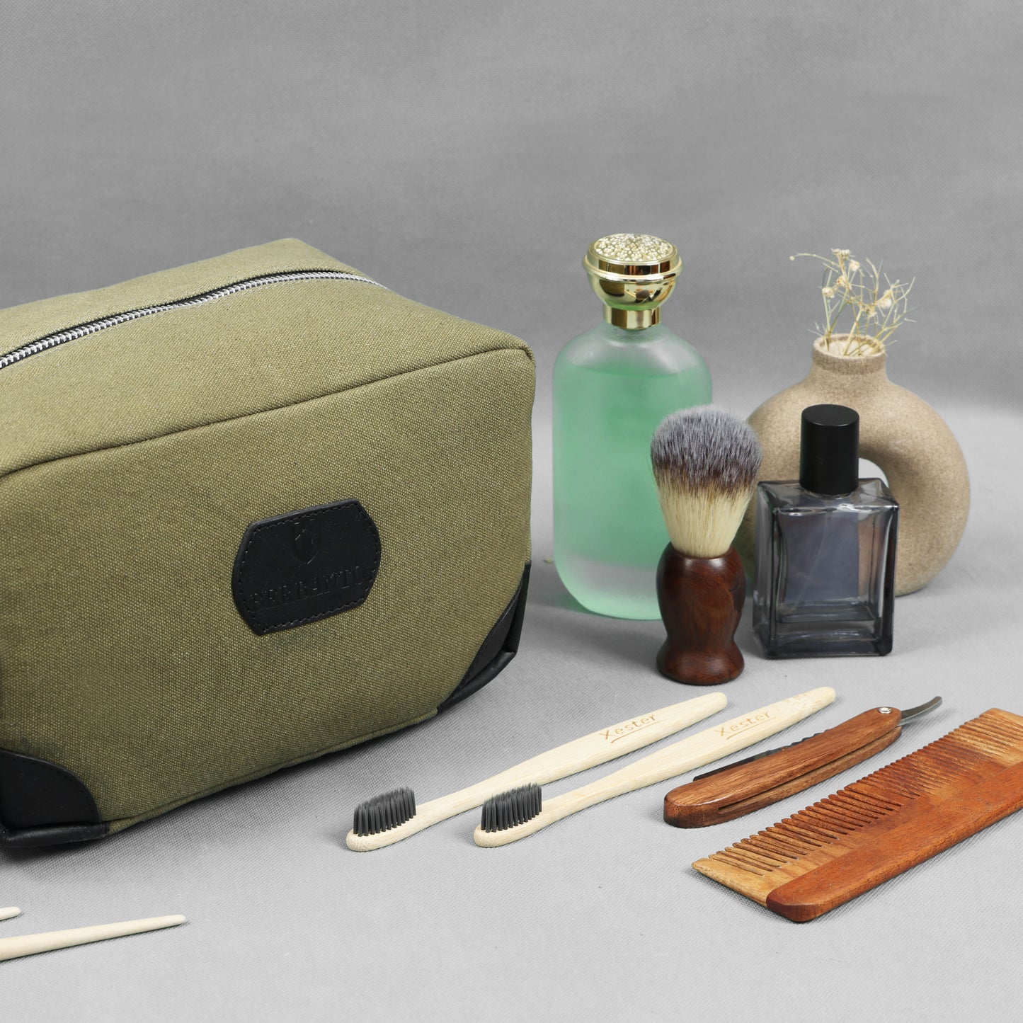 Berbanto Urban Voyager Dopp Kit – Olive Canvas & Black Leather Travel Toiletry Bag