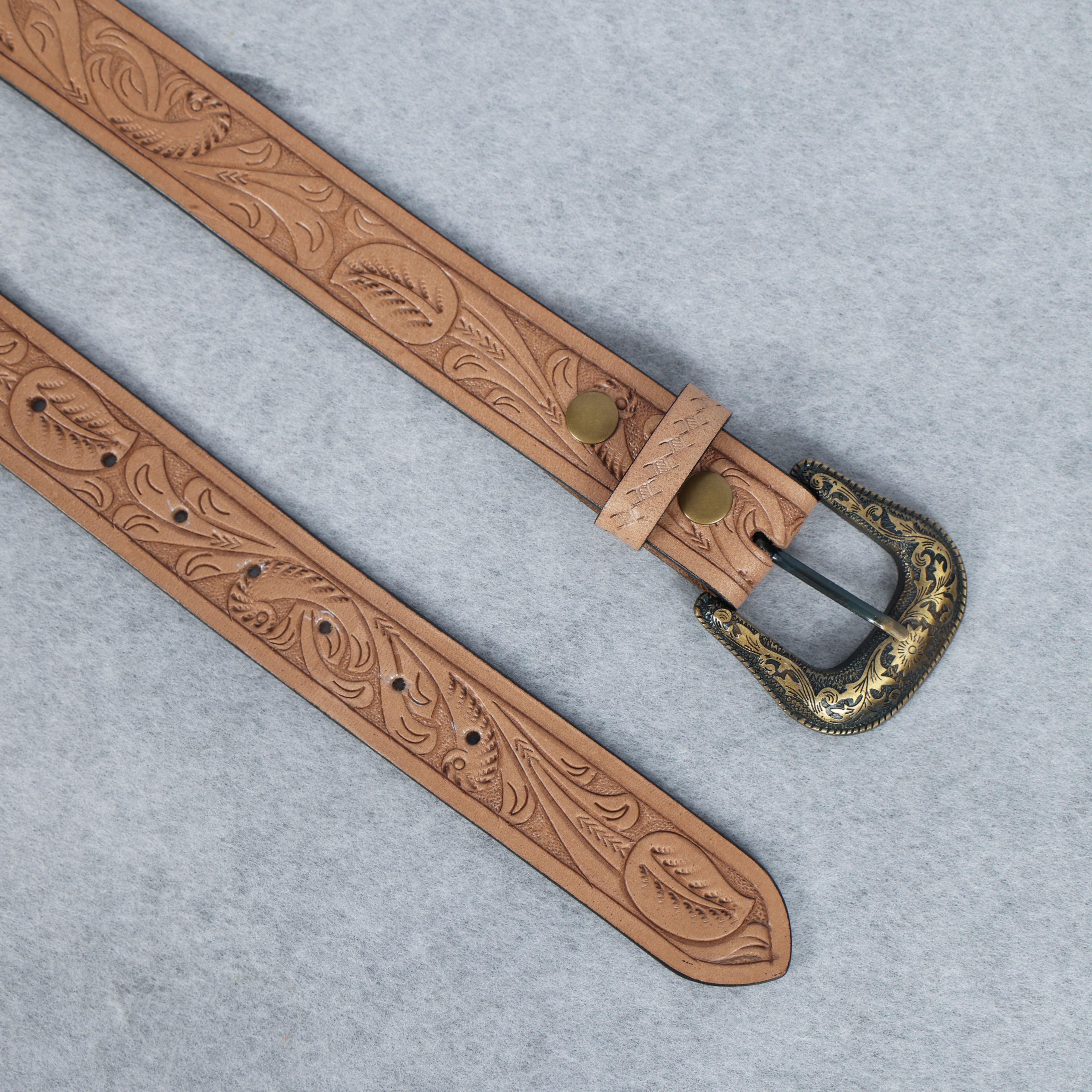 Berbanto Natural Leather Western Belt with Western Engraved Brass Buckle + Free Antique Plain Buckle