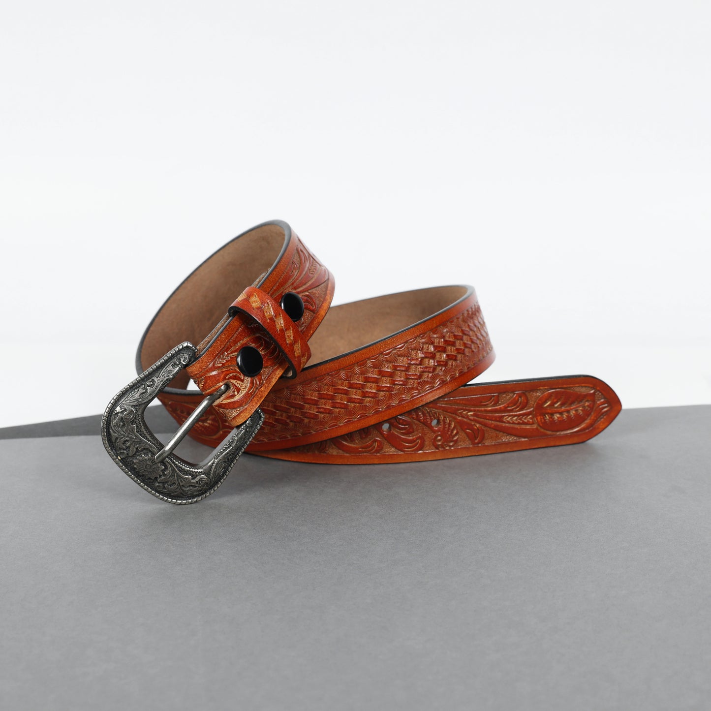 Berbanto Two Tone Tan Leather Western Belt with Western Engraved Black Buckle + Free Antique Plain Buckle