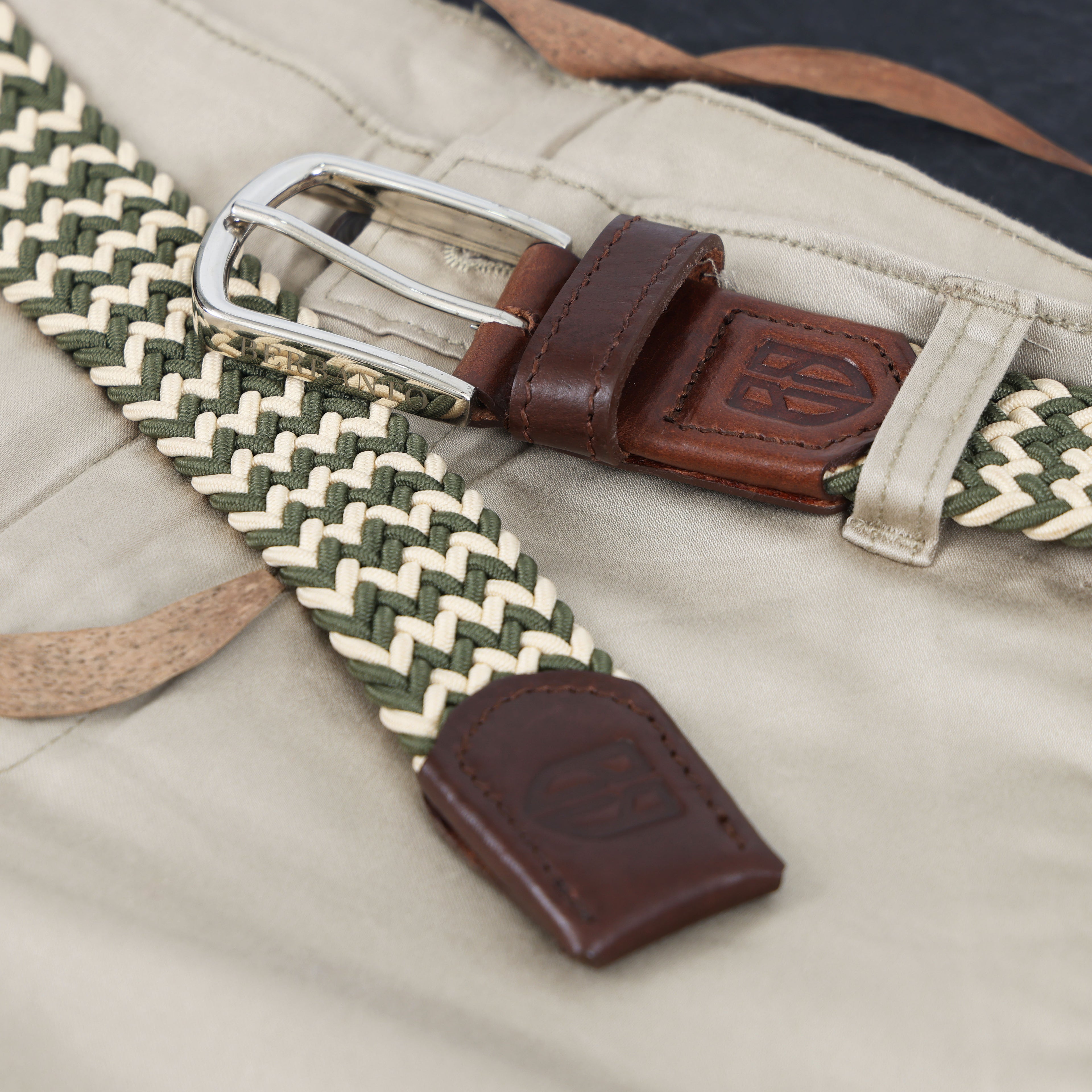 Golf Stretch Belt – Olive & Beige Zigzag with Brown Leather Trim