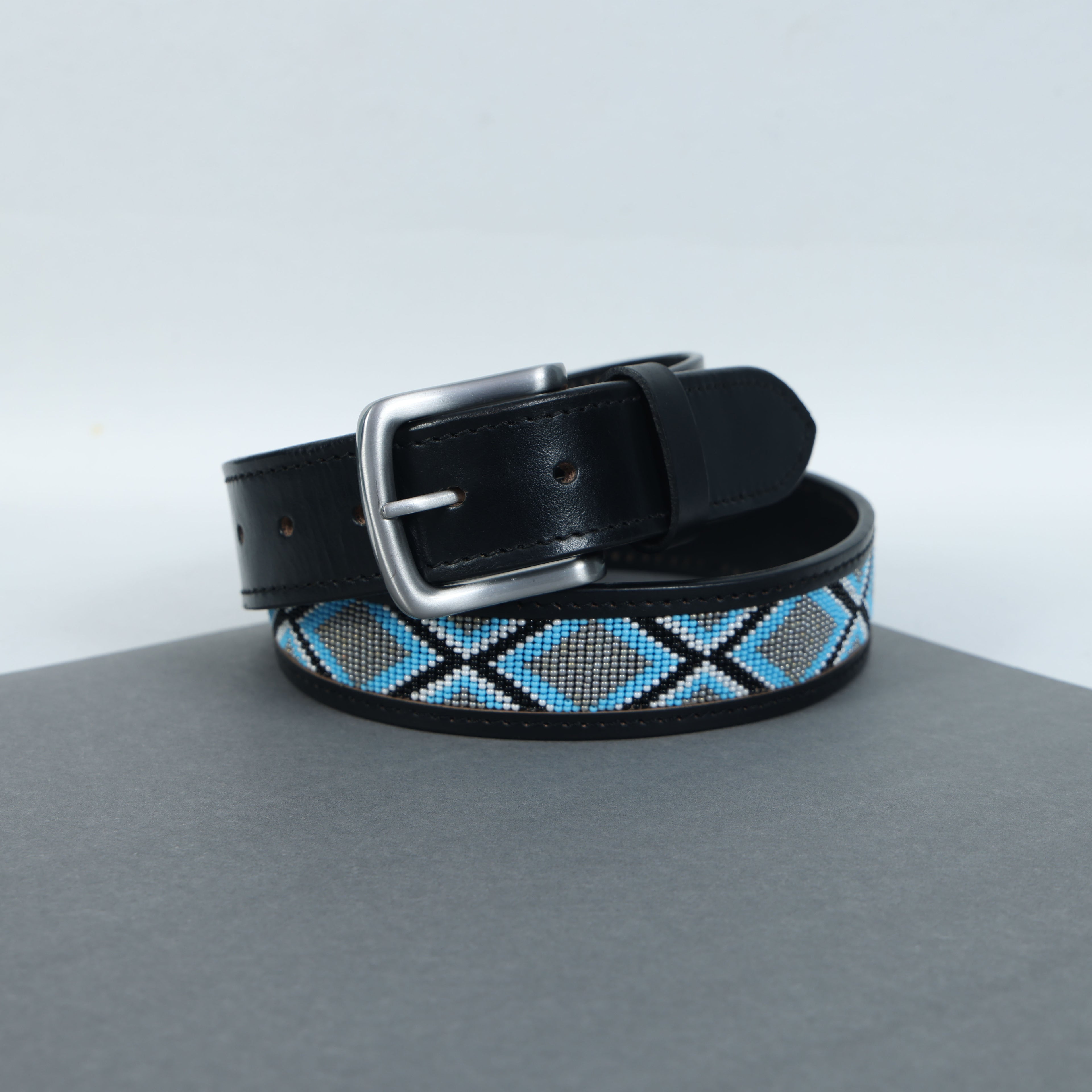 Blue Horizon Gaucho Beaded Leather Belt – Handcrafted Argentinian Diamond Pattern Belt