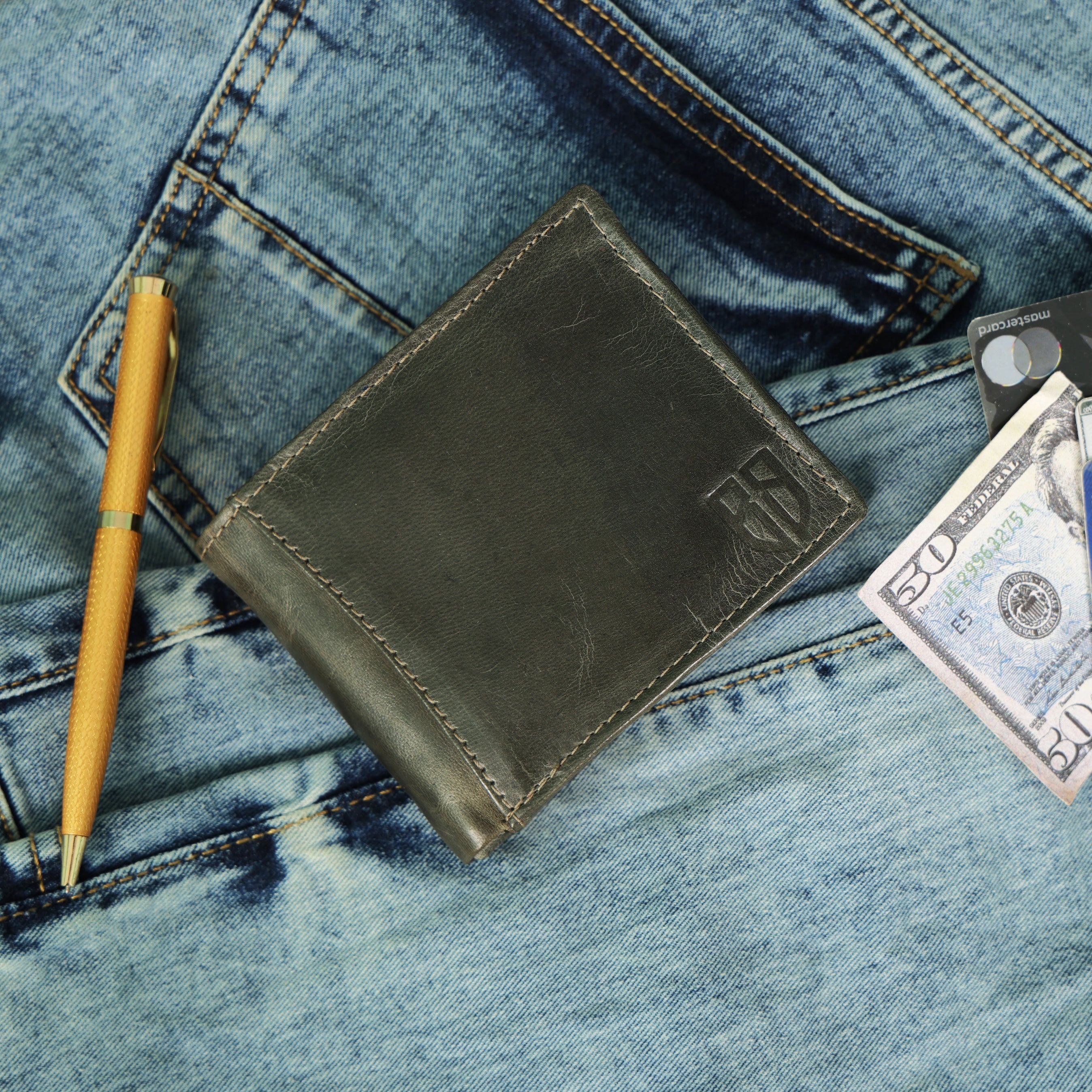 Classic Hunter Leather Wallet - Angled Edge Collection