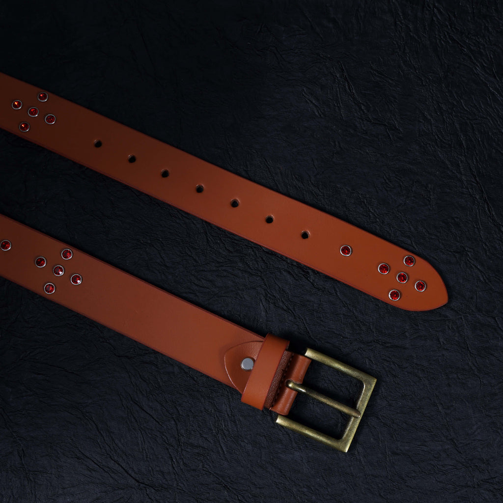 Men’s Tan Leather Studded Belt with Red Metal Rivets & Antique Brass Buckle – Vintage Rockstar Belt
