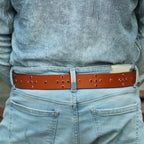 Men’s Tan Leather Studded Belt with Red Metal Rivets & Antique Brass Buckle – Vintage Rockstar Belt