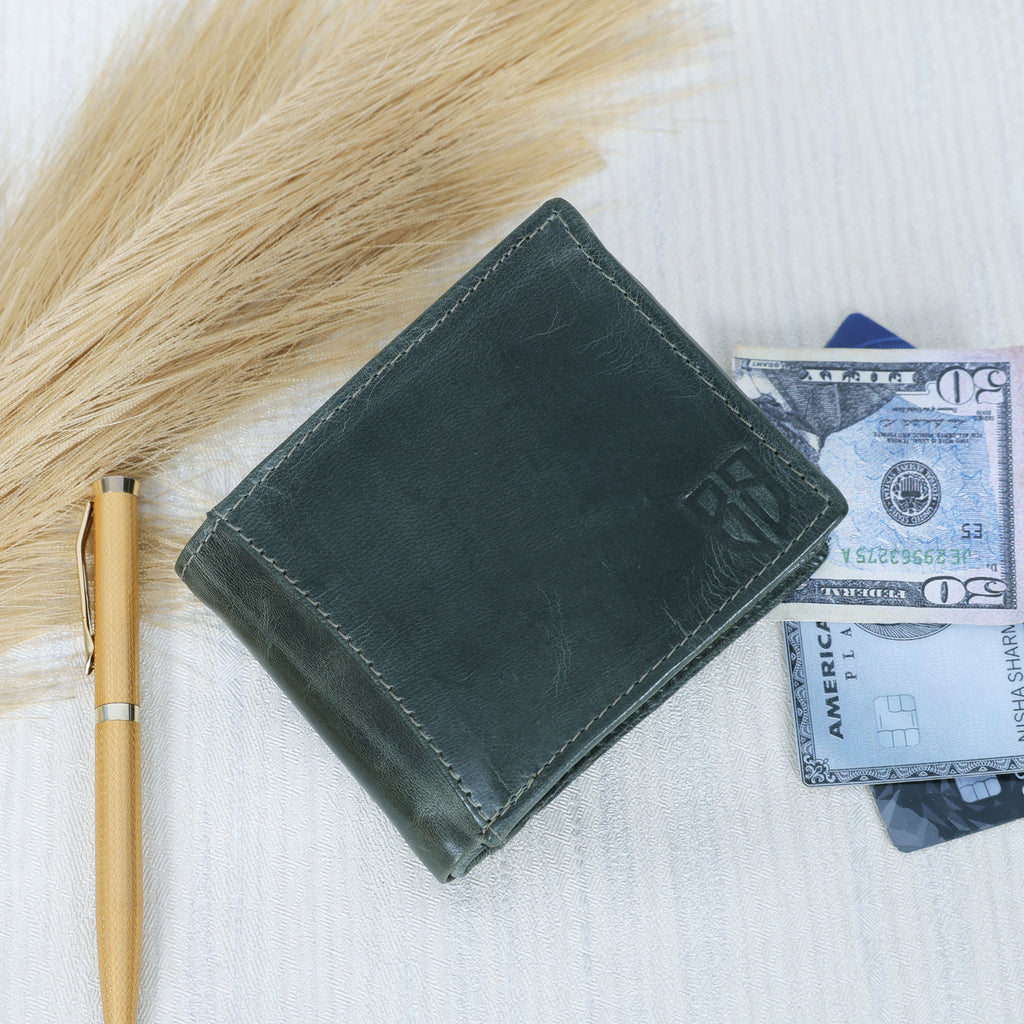 Classic Hunter Leather Wallet - Angled Edge Collection